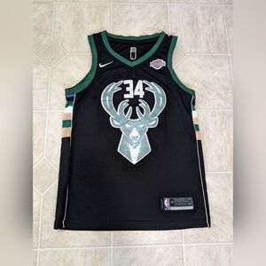 Nike Giannis Antetokounmpo Milwaukee Bucks Nike Swingman Mens Jersey Size 44